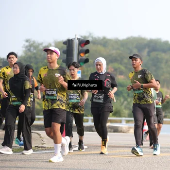 Runner Photo 6603332