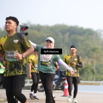 Runner Photo 6603371