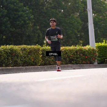 Runner Photo 6603381