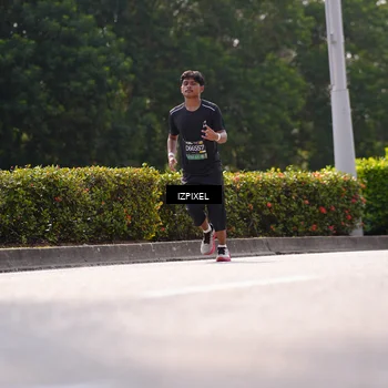 Runner Photo 6603387
