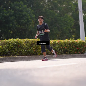 Runner Photo 6603390