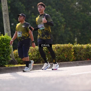 Runner Photo 6603392