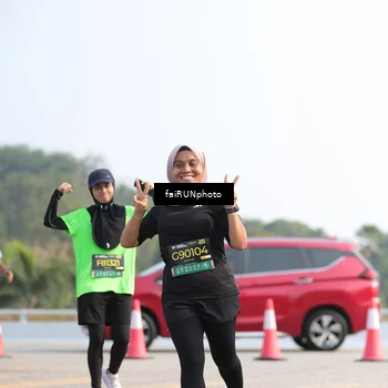 Runner Photo 6603448