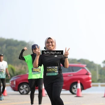 Runner Photo 6603459