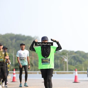 Runner Photo 6603477