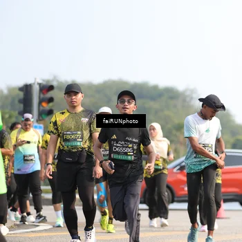 Runner Photo 6603501