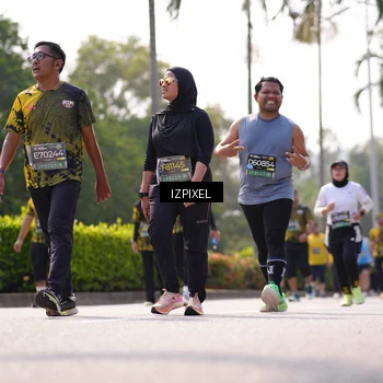 Runner Photo 6603516