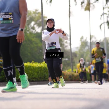 Runner Photo 6603533