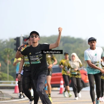 Runner Photo 6603546