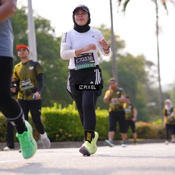 Runner Photo 6603548