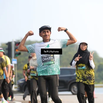 Runner Photo 6603551