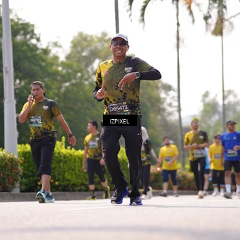 Runner Photo 6603576