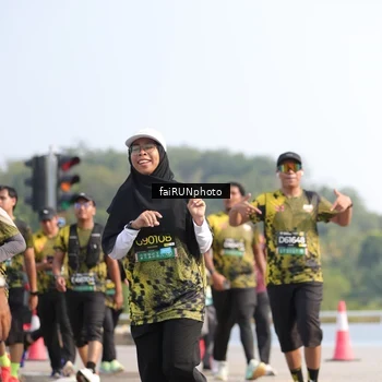 Runner Photo 6603592