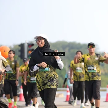 Runner Photo 6603595