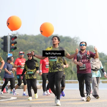 Runner Photo 6603634