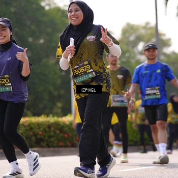Runner Photo 6603649