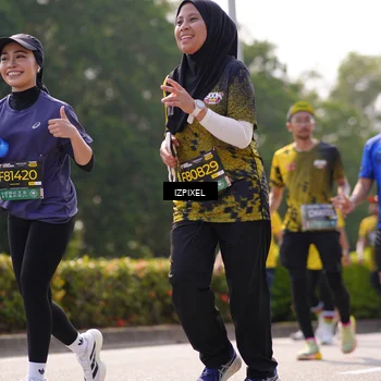 Runner Photo 6603658