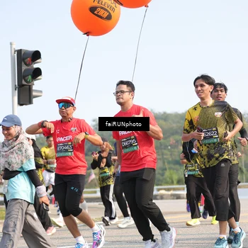 Runner Photo 6603679