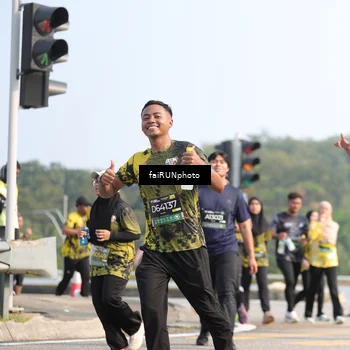 Runner Photo 6603745