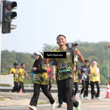 Runner Photo 6603746
