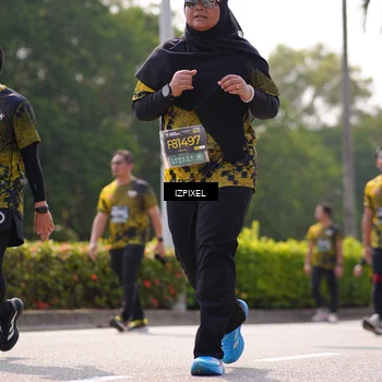 Runner Photo 6603771