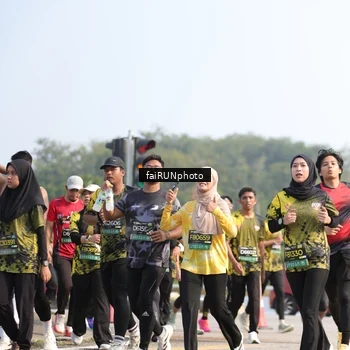 Runner Photo 6603796