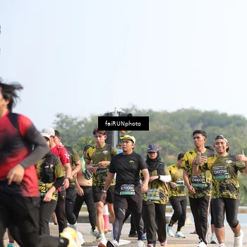 Runner Photo 6603849