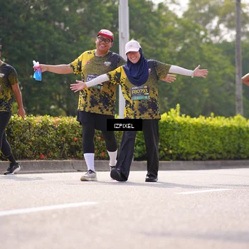 Runner Photo 6603990