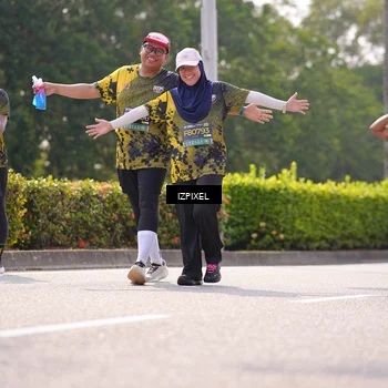 Runner Photo 6603999