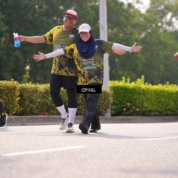 Runner Photo 6604017