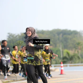 Runner Photo 6604021