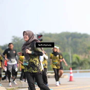 Runner Photo 6604029