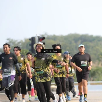 Runner Photo 6604083