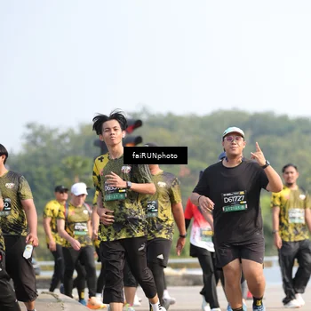 Runner Photo 6604088