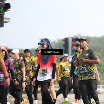 Runner Photo 6604151