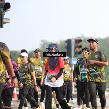 Runner Photo 6604165