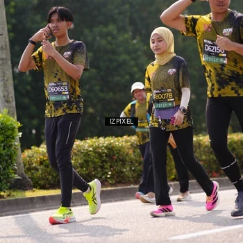 Runner Photo 6604173