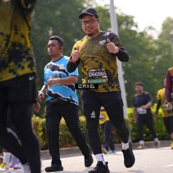 Runner Photo 6604179