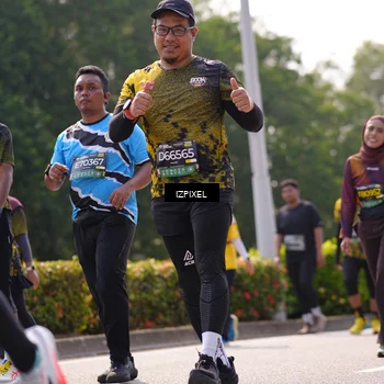 Runner Photo 6604185