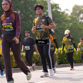 Runner Photo 6604213