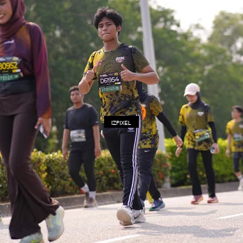 Runner Photo 6604214