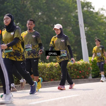 Runner Photo 6604231