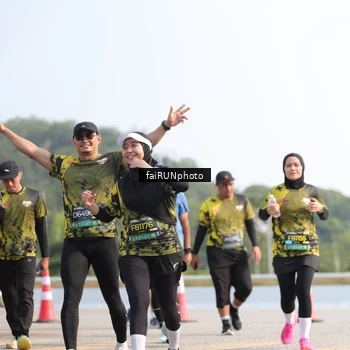 Runner Photo 6604245