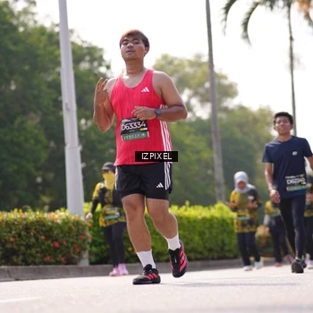 Runner Photo 6604249