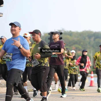 Runner Photo 6604250