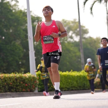 Runner Photo 6604261