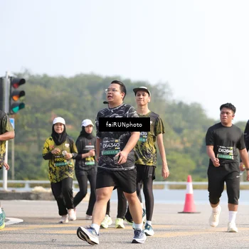 Runner Photo 6604268