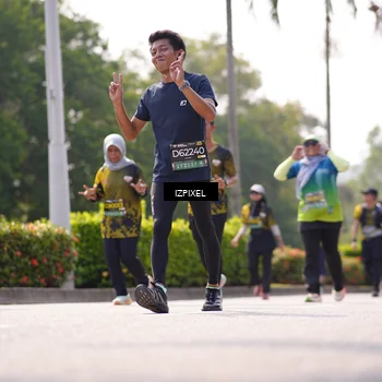 Runner Photo 6604276