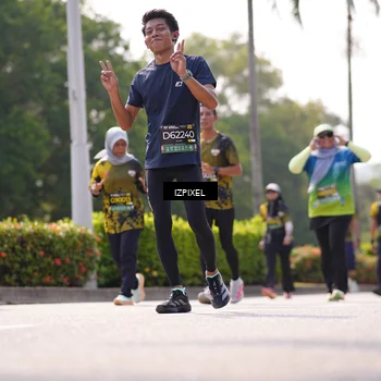Runner Photo 6604278