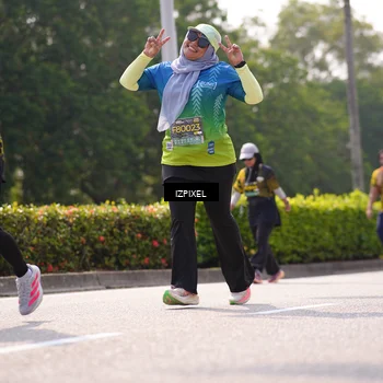 Runner Photo 6604290